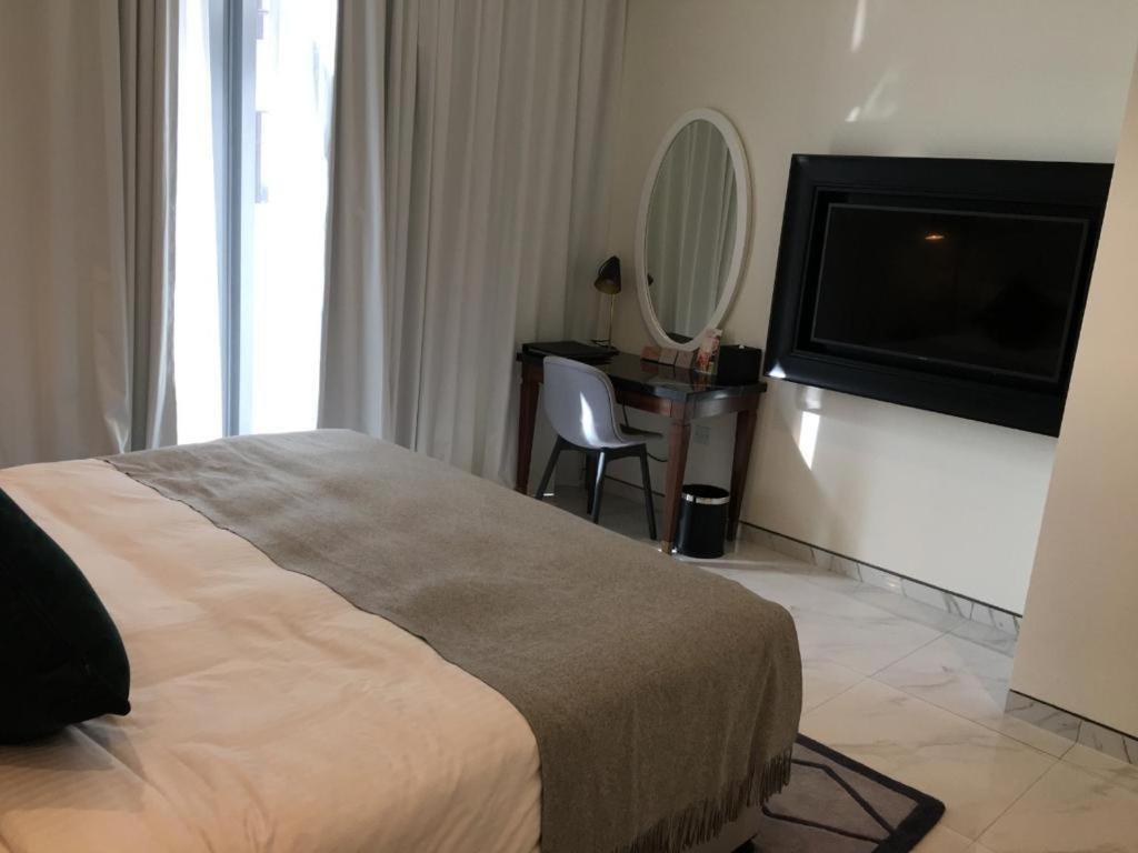 Two Bedroom In Millennium Atra Business Bay *